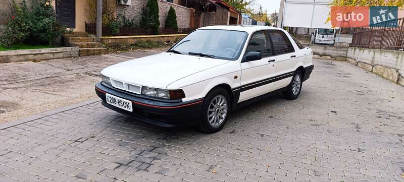 Лифтбек Mitsubishi Galant 1989 в Одессе
