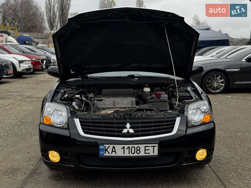 Седан Mitsubishi Galant 2008 в Житомире