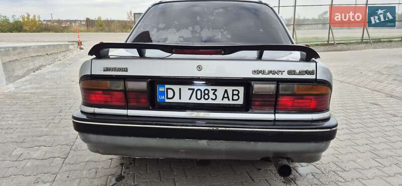 Седан Mitsubishi Galant 1988 в Тернополе