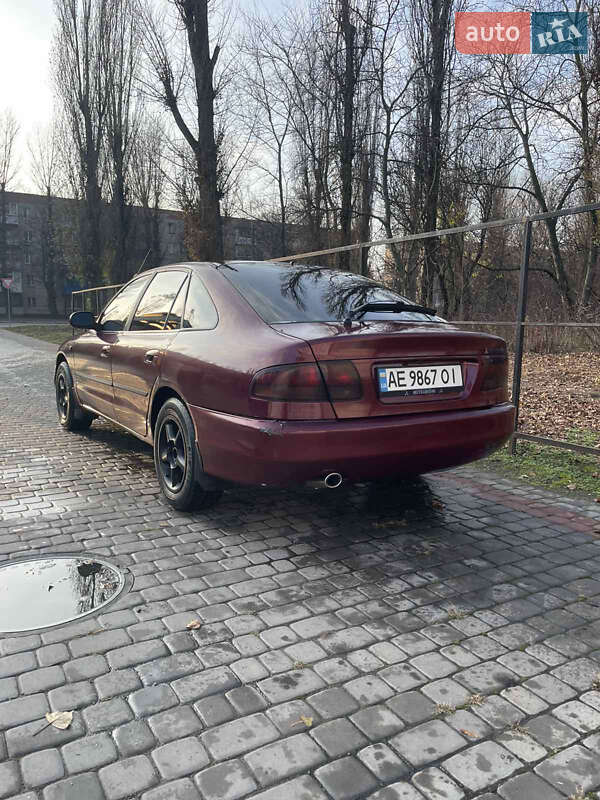 Лифтбек Mitsubishi Galant 1994 в Кременчуге