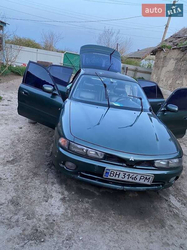 Ліфтбек Mitsubishi Galant 1993 в Ізмаїлі