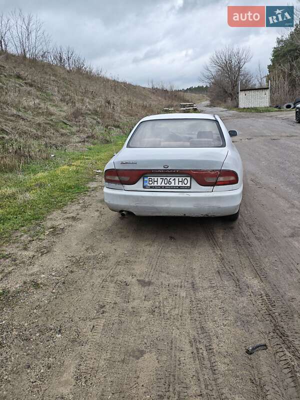 Седан Mitsubishi Galant 1992 в Любашівці