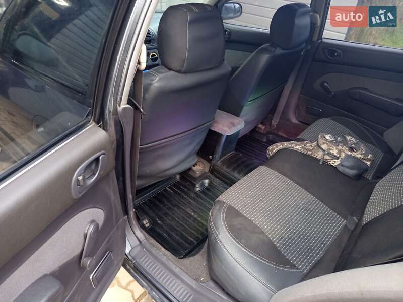 Седан Mitsubishi Galant 1993 в Чернівцях фото 4 Седан Mitsubishi Galant 1993 в Чернівцях