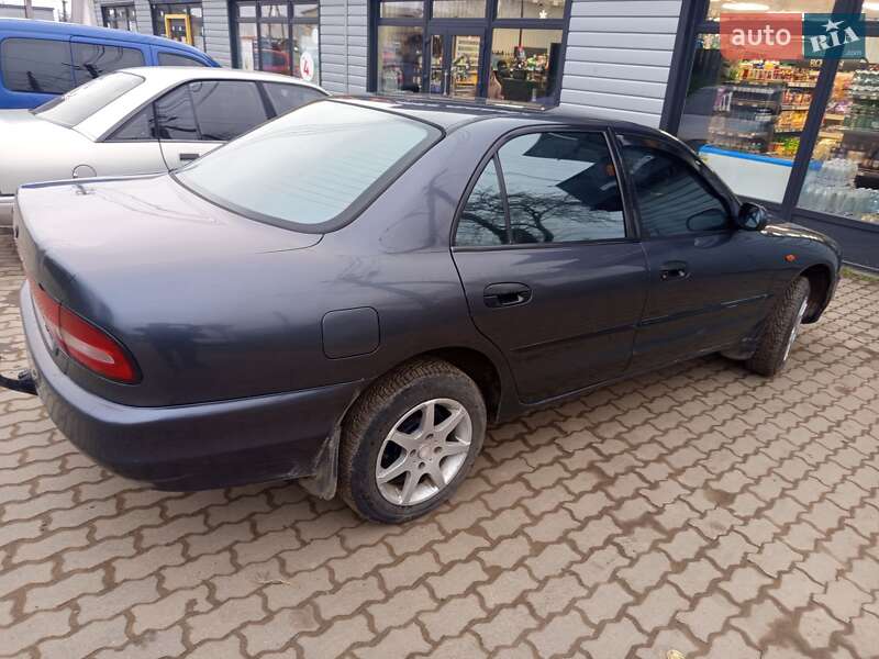 Седан Mitsubishi Galant 1993 в Чернівцях фото 2 Седан Mitsubishi Galant 1993 в Чернівцях