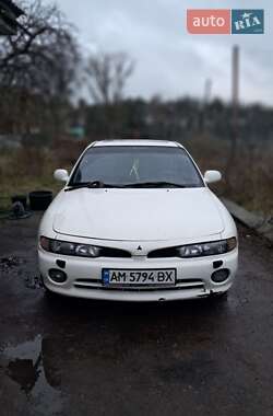 Ліфтбек Mitsubishi Galant 1993 в Житомирі