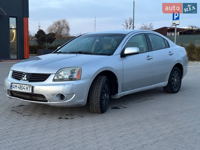 Седан Mitsubishi Galant 2007 в Виннице