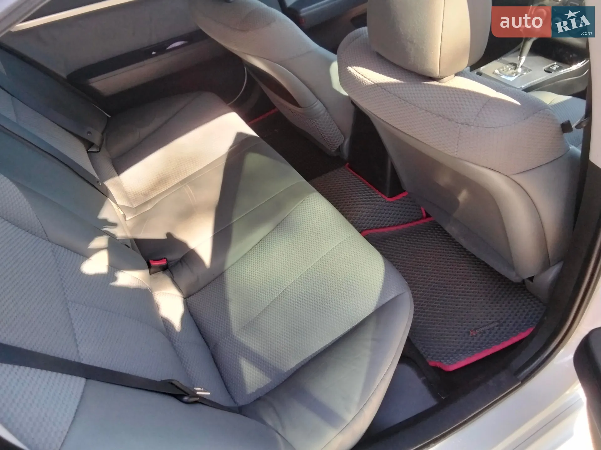 2010 Mitsubishi Galant - мініатюра 3