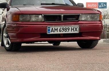 Лифтбек Mitsubishi Galant 1990 в Бердичеве