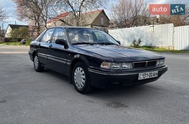 Лифтбек Mitsubishi Galant 1989 в Днепре