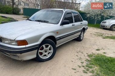 Седан Mitsubishi Galant 1988 в Одесі