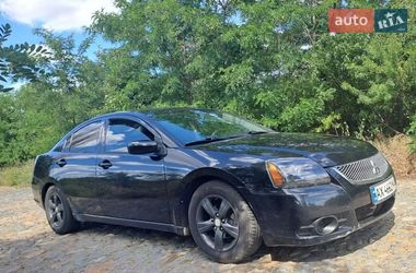 Седан Mitsubishi Galant 2011 в Александрие