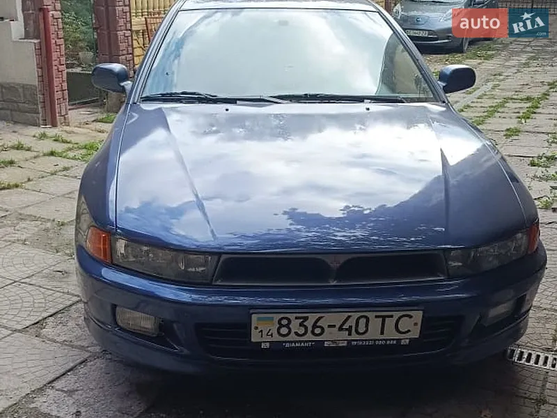 Mitsubishi Galant