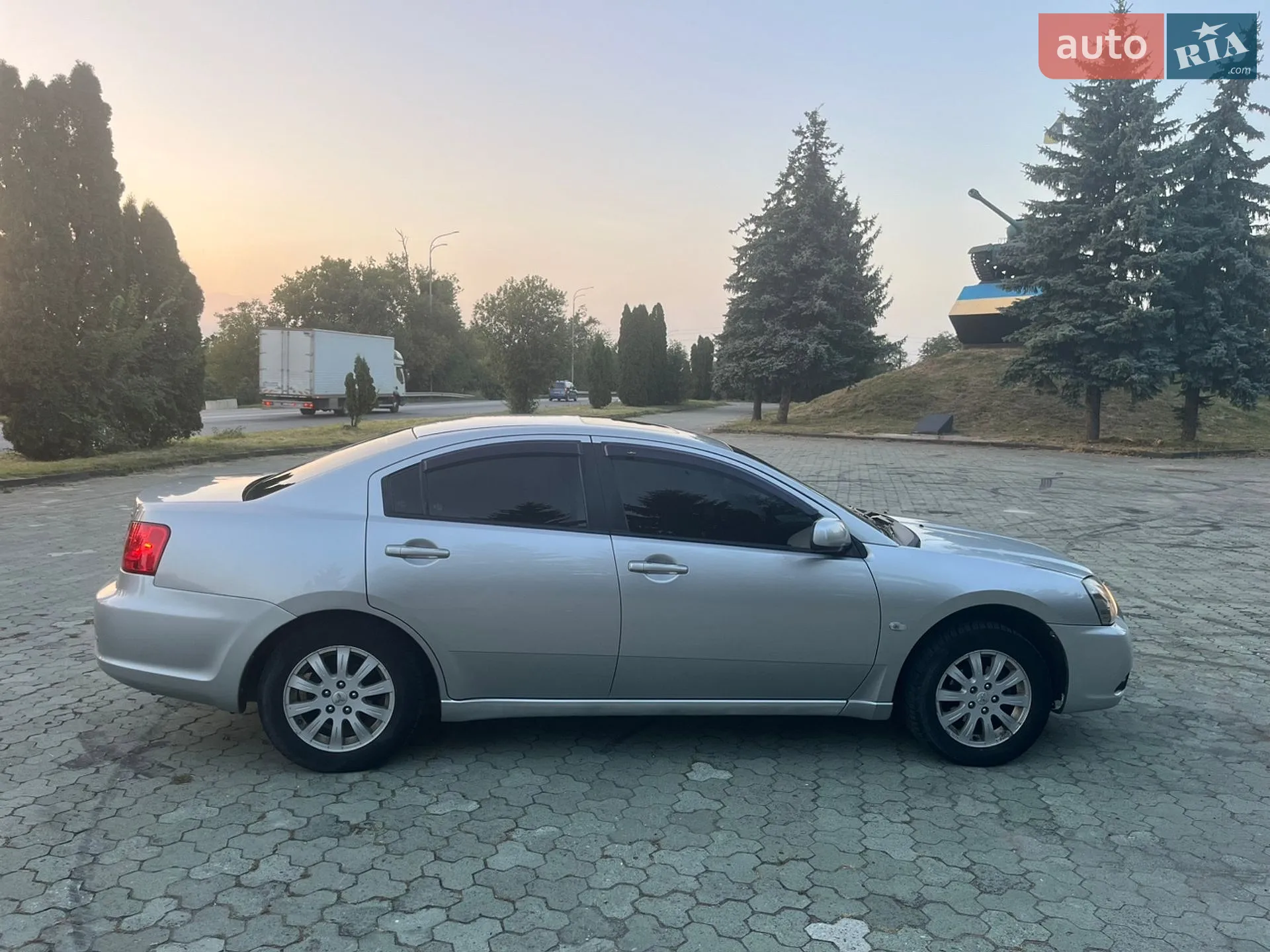 Mitsubishi Galant 2009 VIN 4MBSRDM1A9E705322 фото оголошення 5 з 23