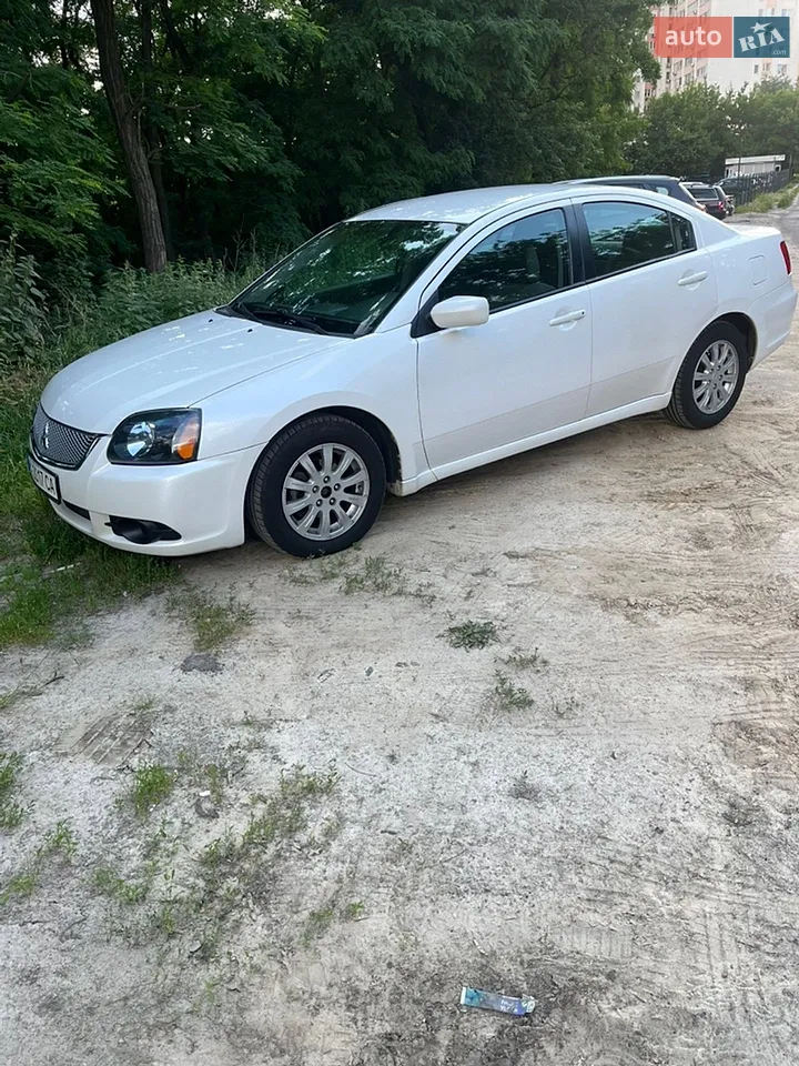 2012 Mitsubishi Galant - мініатюра 11