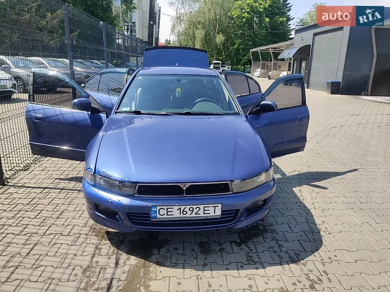 Mitsubishi Galant