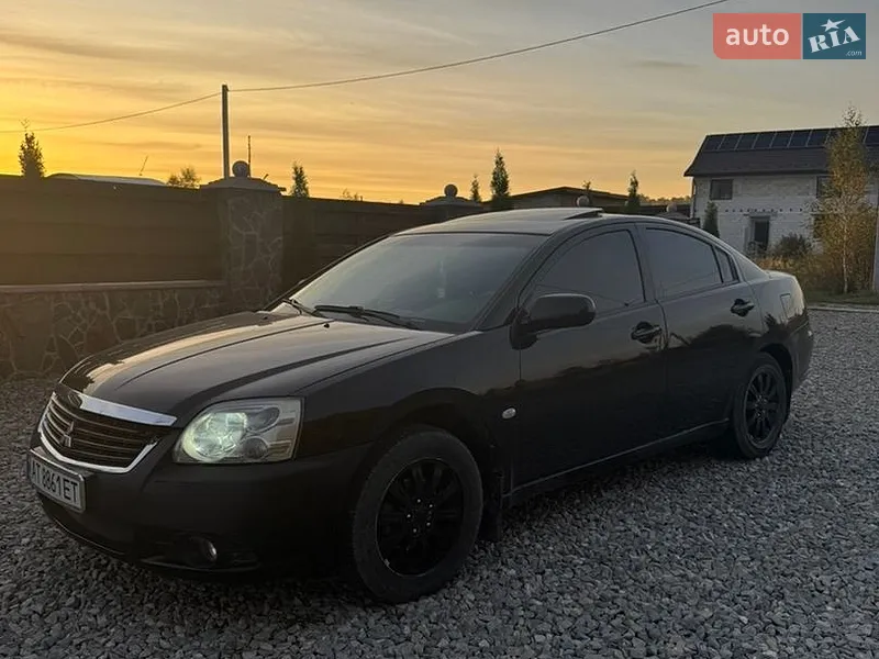 Mitsubishi Galant