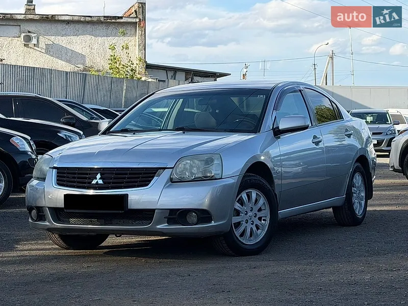Mitsubishi Galant