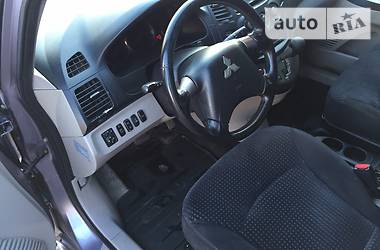  Mitsubishi Grandis 2005 в 