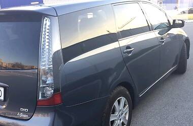 Мінівен Mitsubishi Grandis 2005 в 