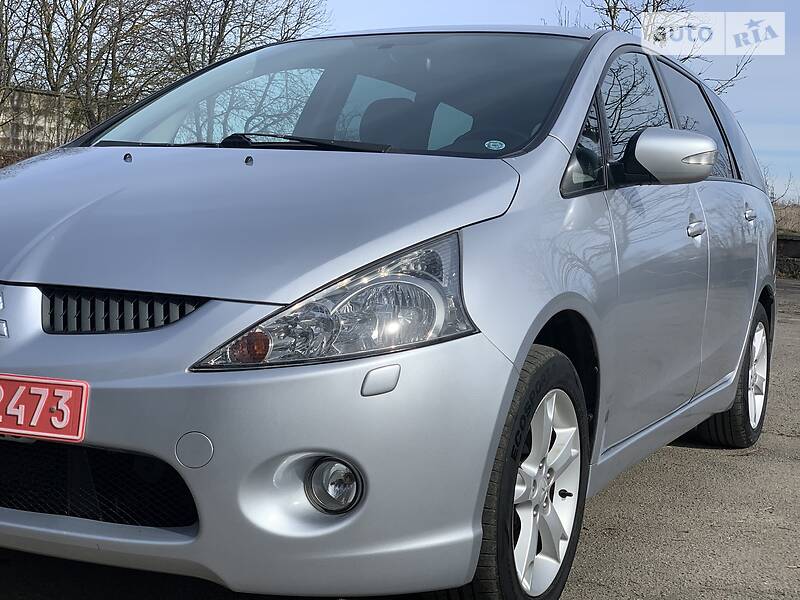 Минивэн Mitsubishi Grandis 2008 в Ровно фото 22 Минивэн Mitsubishi Grandis 2008 в Ровно