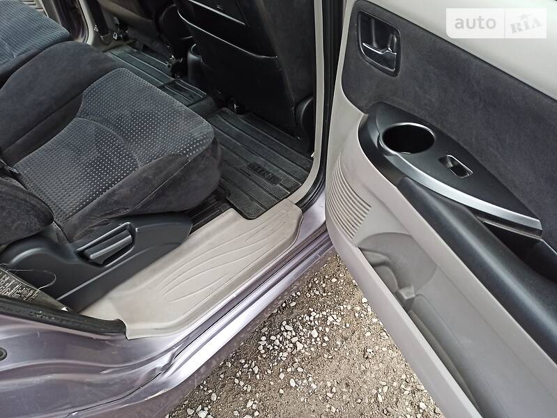 Минивэн Mitsubishi Grandis 2006 в Чорткове