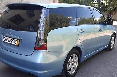 Минивэн Mitsubishi Grandis 2004 в Дубно