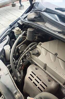Минивэн Mitsubishi Grandis 2006 в 