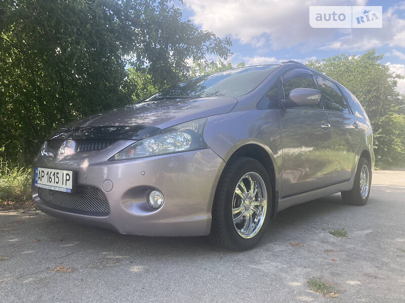 Mitsubishi Grandis