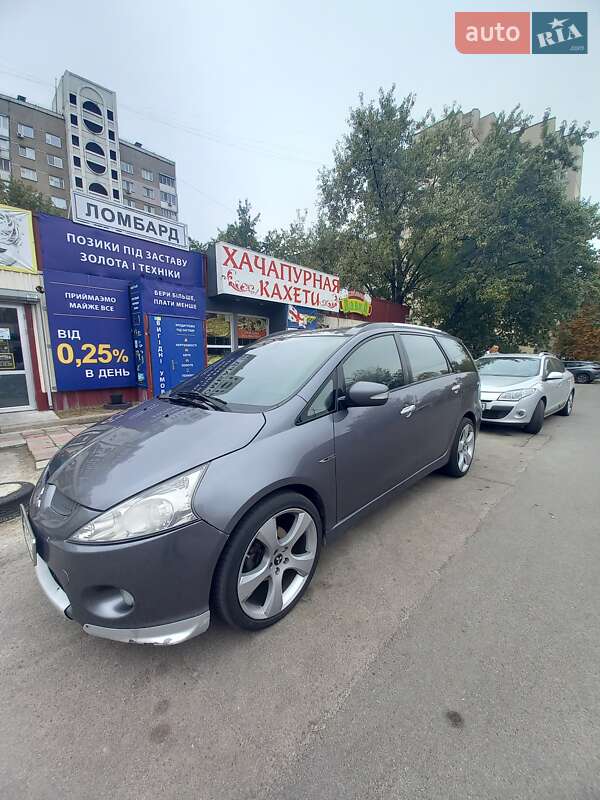 Минивэн Mitsubishi Grandis 2008 в Киеве