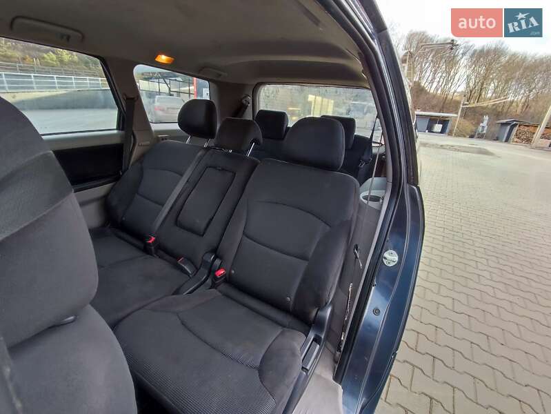 Минивэн Mitsubishi Grandis 2007 в Черновцах