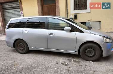 Минивэн Mitsubishi Grandis 2009 в 