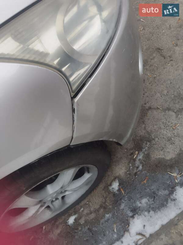 Универсал Mitsubishi Grandis 2009 в Киеве