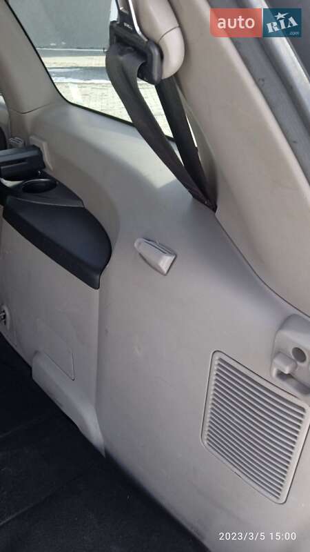 Минивэн Mitsubishi Grandis 2006 в Житомире