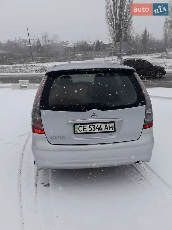 Mitsubishi Grandis