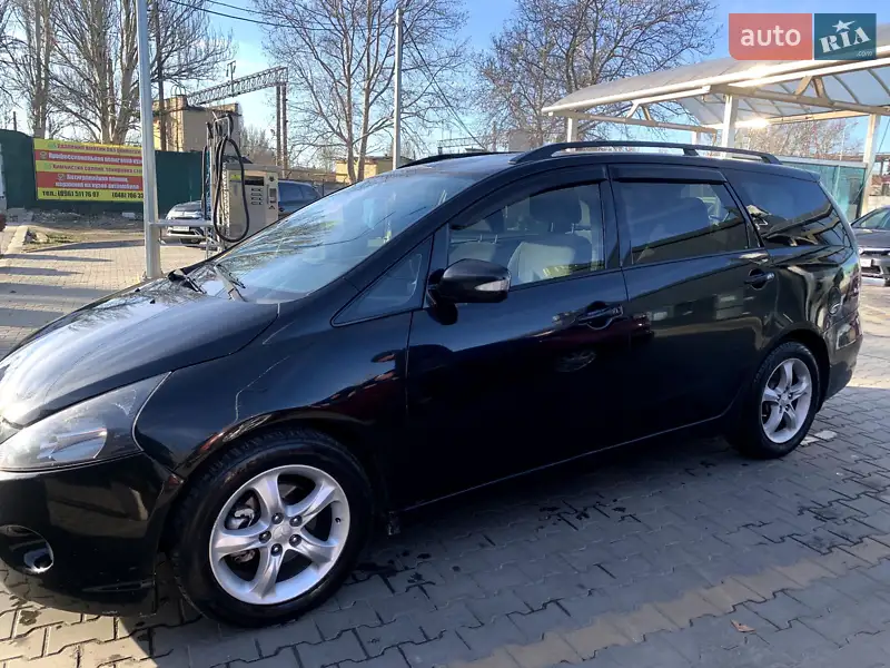 Mitsubishi Grandis