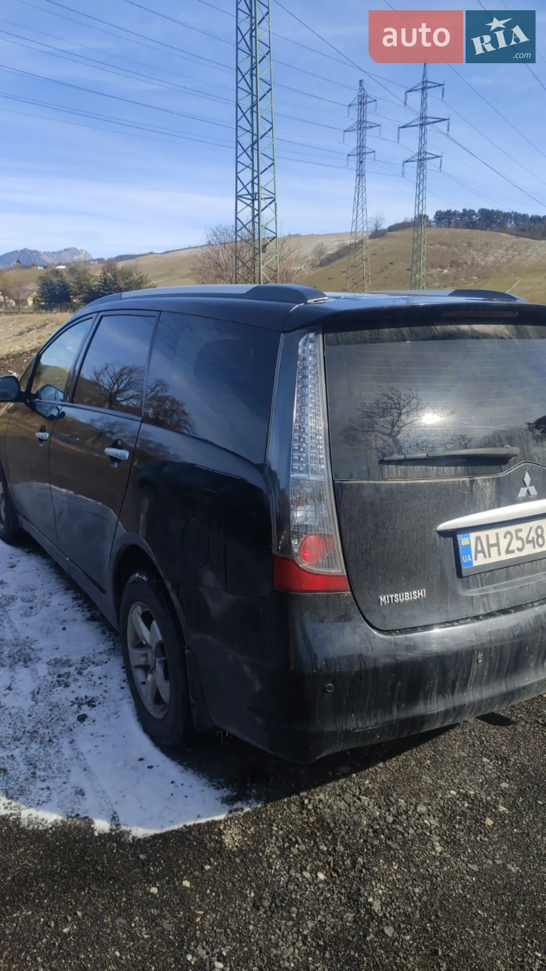 2010 Mitsubishi Grandis - мініатюра 2
