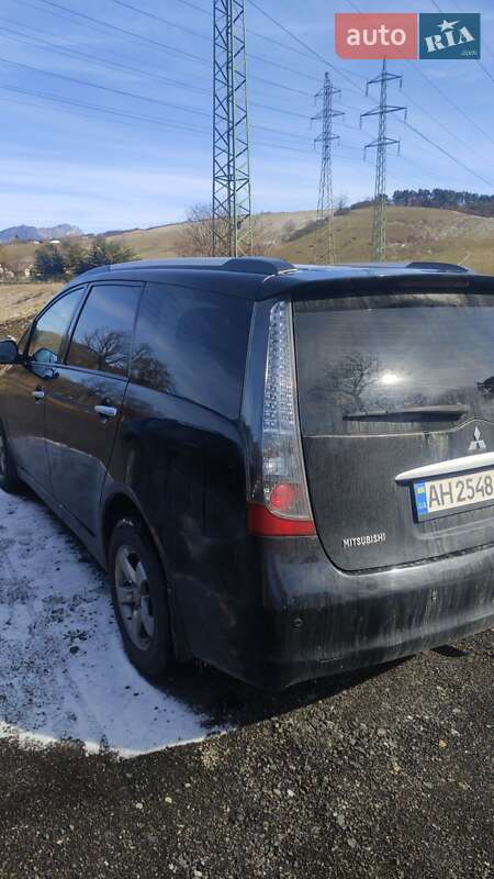 Минивэн Mitsubishi Grandis 2010 в Ужгороде фото 2 Минивэн Mitsubishi Grandis 2010 в Ужгороде