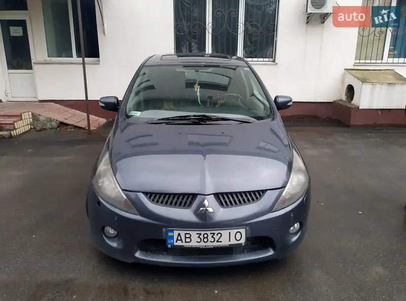 Mitsubishi Grandis