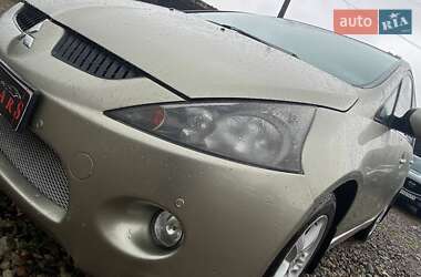 Мінівен Mitsubishi Grandis 2006 в 