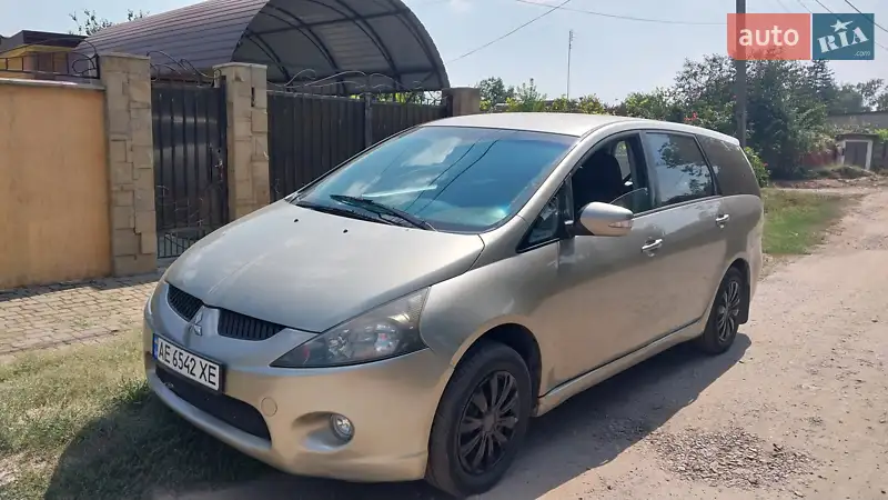 Mitsubishi Grandis
