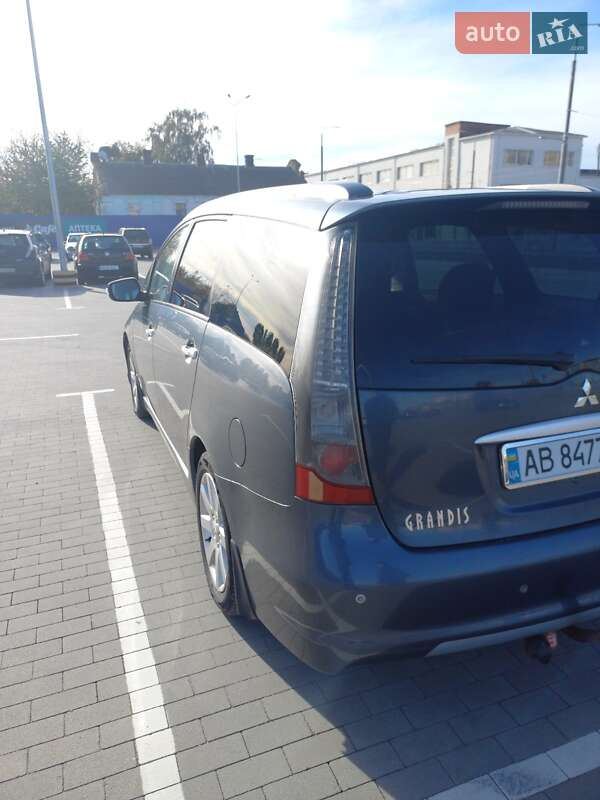 Мінівен Mitsubishi Grandis 2006 в Вінниці