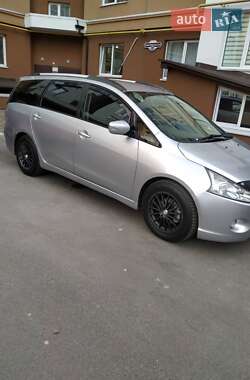 Минивэн Mitsubishi Grandis 2007 в Благовещенском