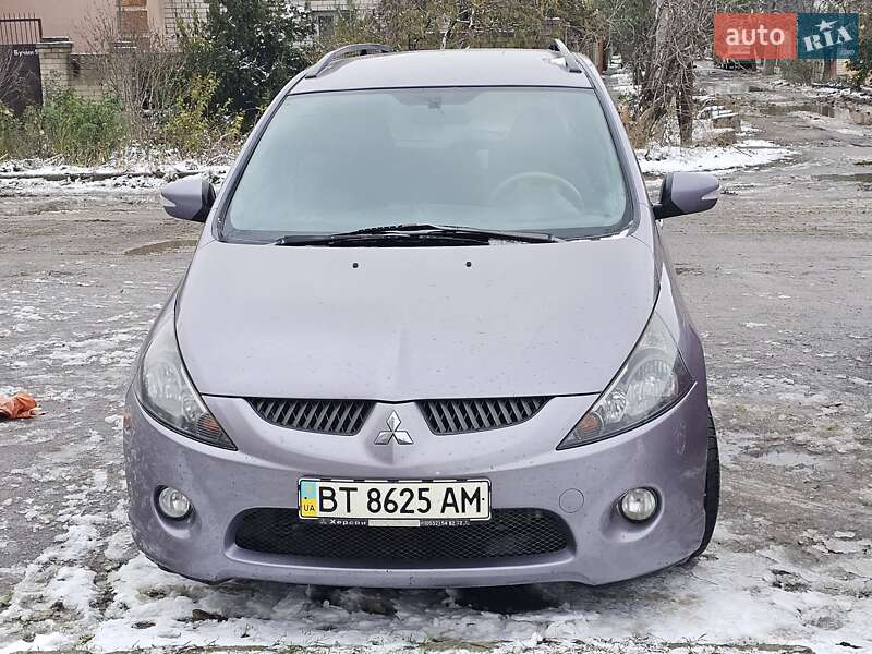 Минивэн Mitsubishi Grandis 2005 в Херсоне