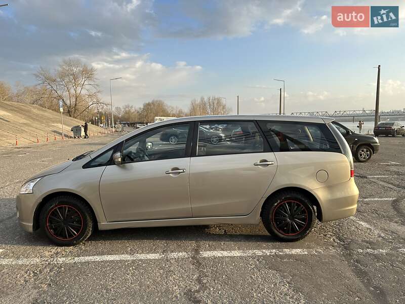 Минивэн Mitsubishi Grandis 2007 в Киеве