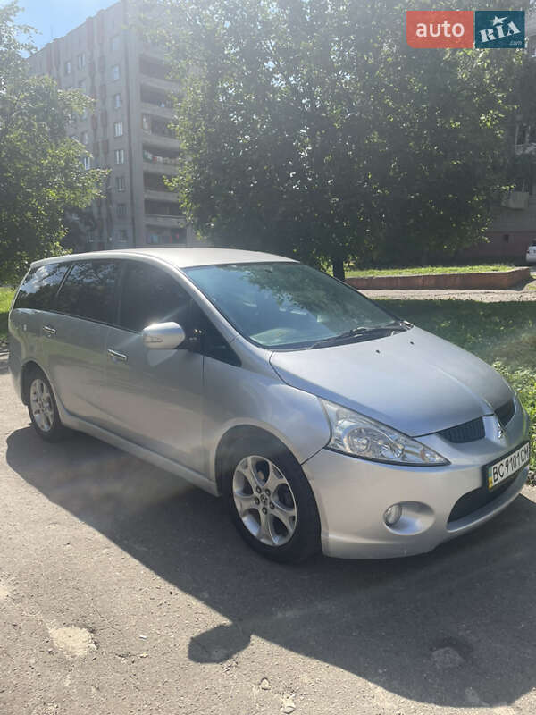 Минивэн Mitsubishi Grandis 2007 в Львове