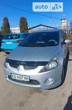 Мінівен Mitsubishi Grandis 2004 в Києві