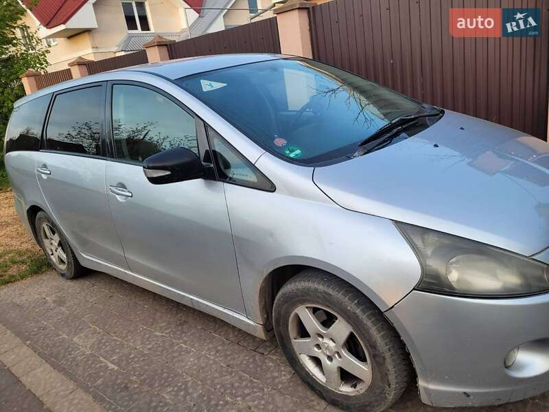 Мінівен Mitsubishi Grandis 2006 в Ужгороді