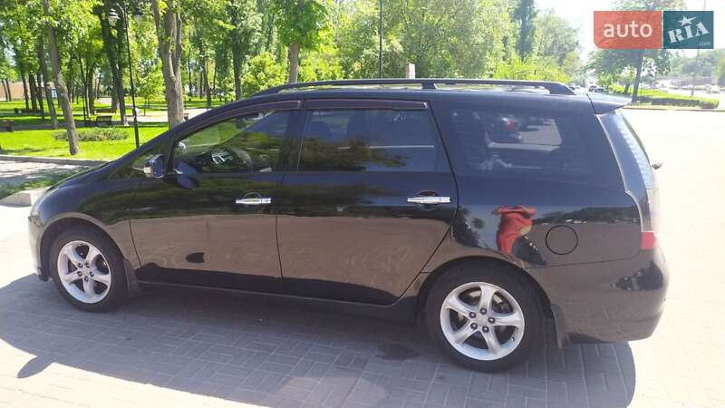Мінівен Mitsubishi Grandis 2007 в Києві