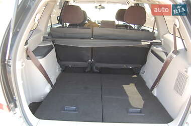 Минивэн Mitsubishi Grandis 2008 в 