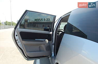 Минивэн Mitsubishi Grandis 2008 в 